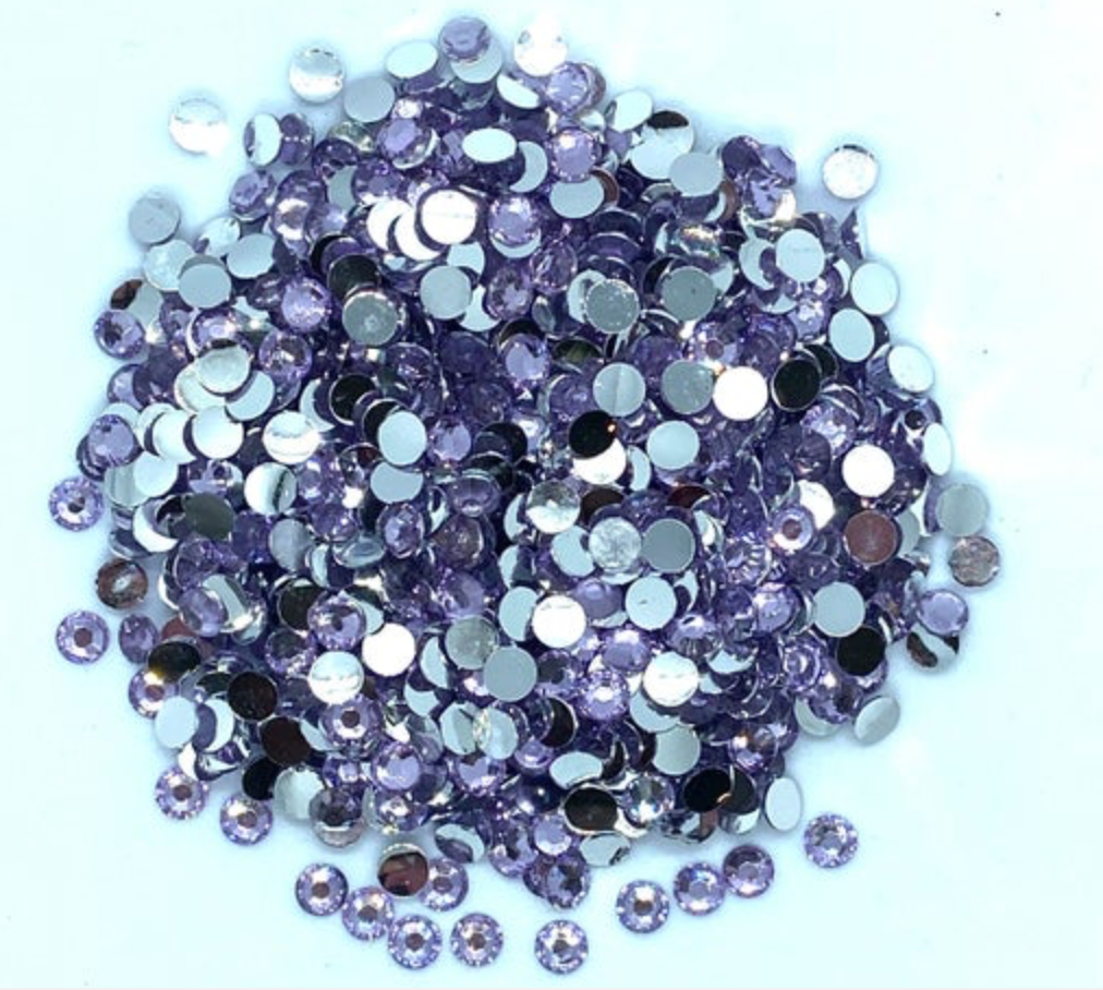 Lt. Amethyst Resin Round Flat Back Rhinestones